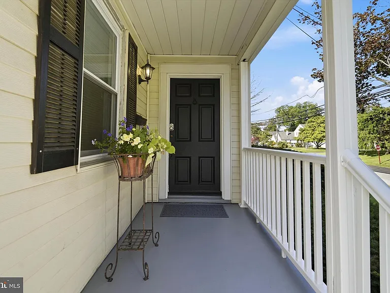 703 Media Pkwy — Photo 2