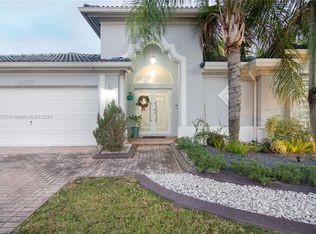 14353 SW 158th Ct, Miami, FL 33196