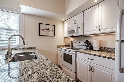 161 Pearl St #1 Photo 1