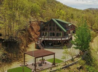 8505 S Breezy Pine Rd, Mayer, AZ 86333