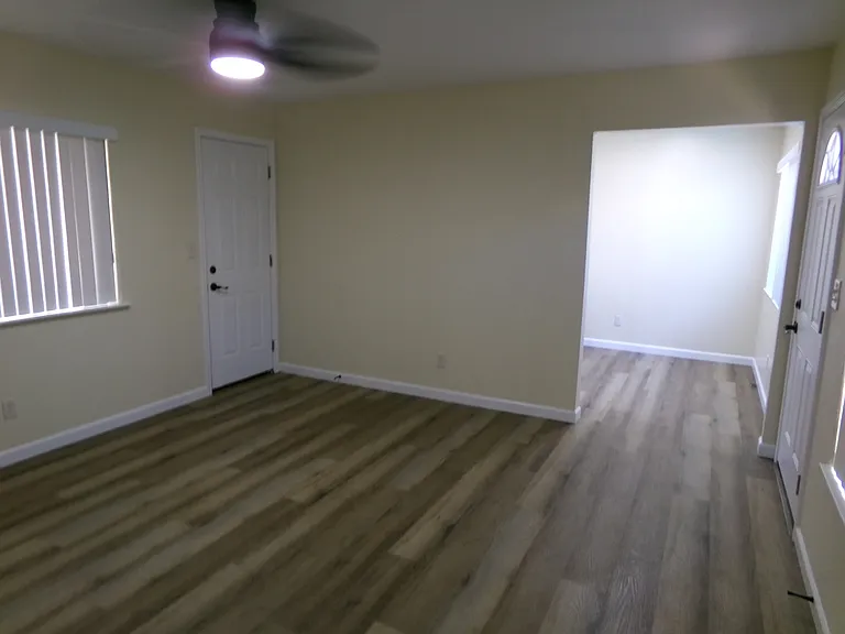 1607 Dairy Ave #C — Photo 6