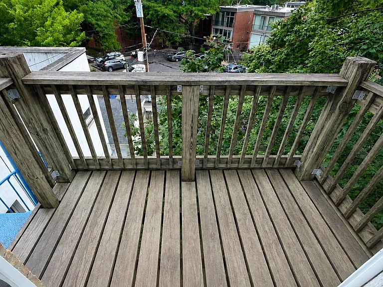 534 W Dickens Ave #2 — Photo 20
