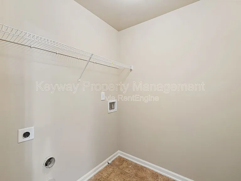 6017 Reynolds Cir — Photo 14