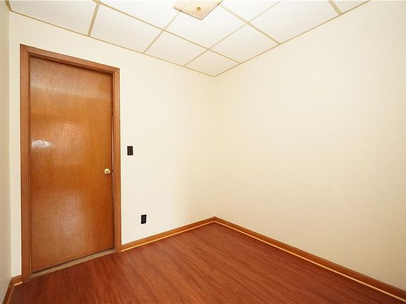 4th image of 6031 67th Ave