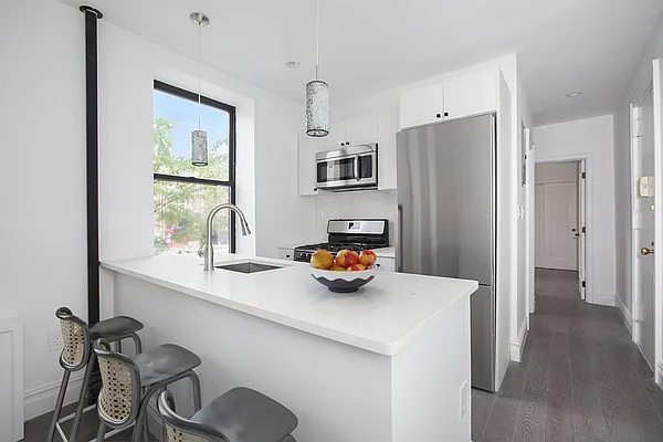 Rented by Platinum Properties | media 21