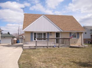 13601 S End Ln, Crestwood, IL 60418