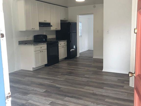 2nd image of 547 42nd Ave N