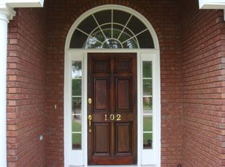 102 Fox Lair Ct, Dothan, AL 36305