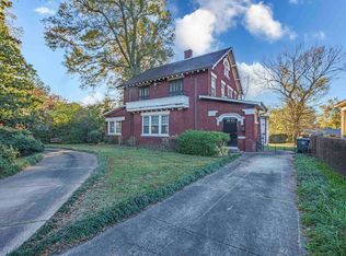 1149 E Pkwy S, Memphis, TN 38114