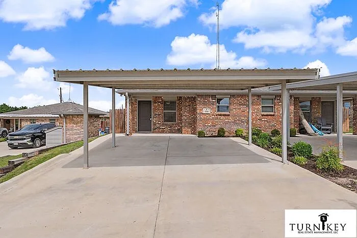 134 Crossbow Ct — Photo 17