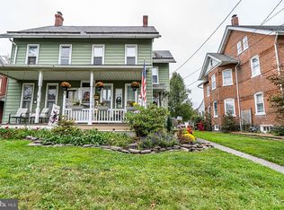 28 S 6th St, Quakertown, PA 18951