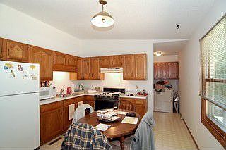 3rd image of 25440 W Greenview Ave