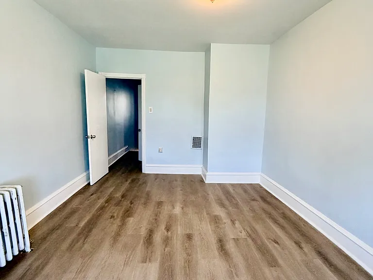 6320 Kingsessing Ave — Photo 9