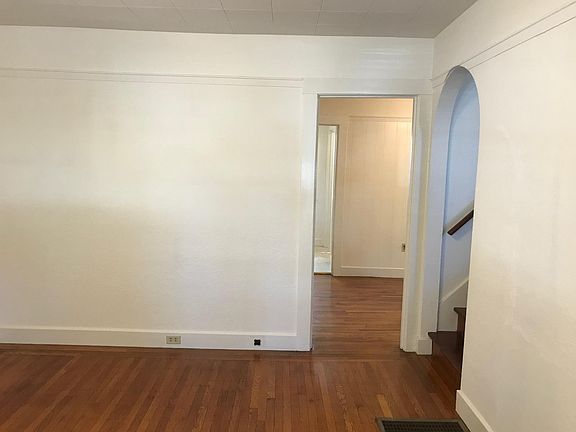 5th image of 725 Allerton St