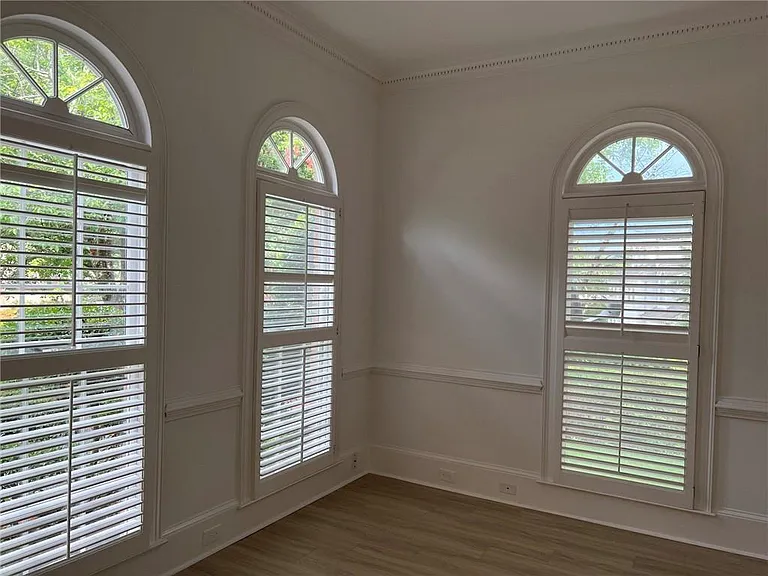 4608 Chattahoochee Xing SE — Photo 6