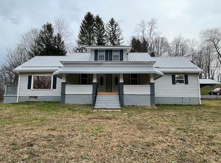 802 Country Club Rd, Buckhannon, WV 26201