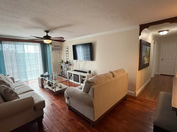 5 Silvestri Circle #20, Derry, NH 03038