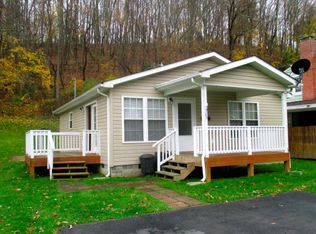 925 Frederick St, Bluefield, WV 24701