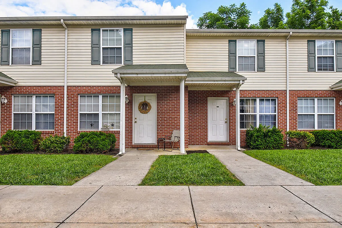 Bayberry Place — Photo 2