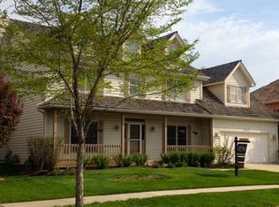 2710 Asbury Dr, Aurora, IL 60504