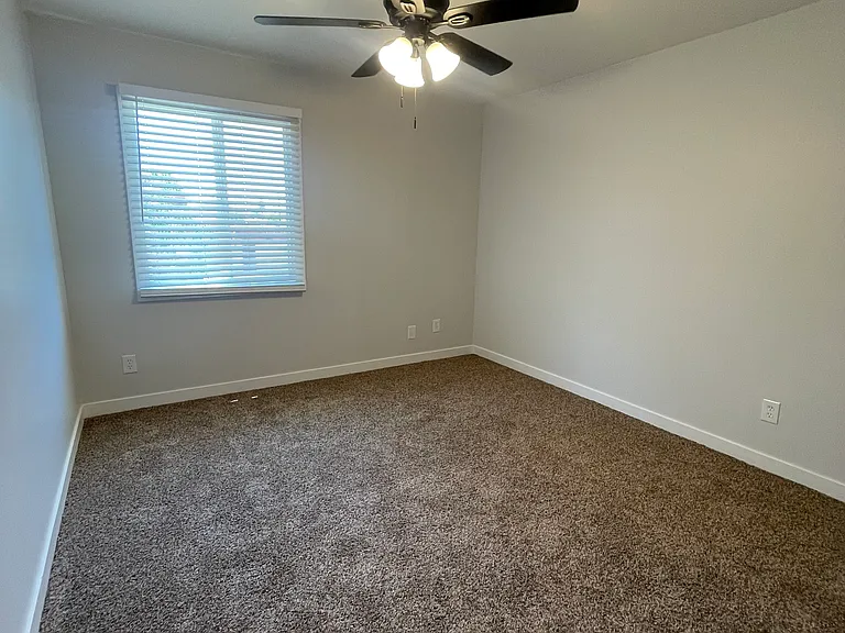 4731 W Northern Ave — Photo 22