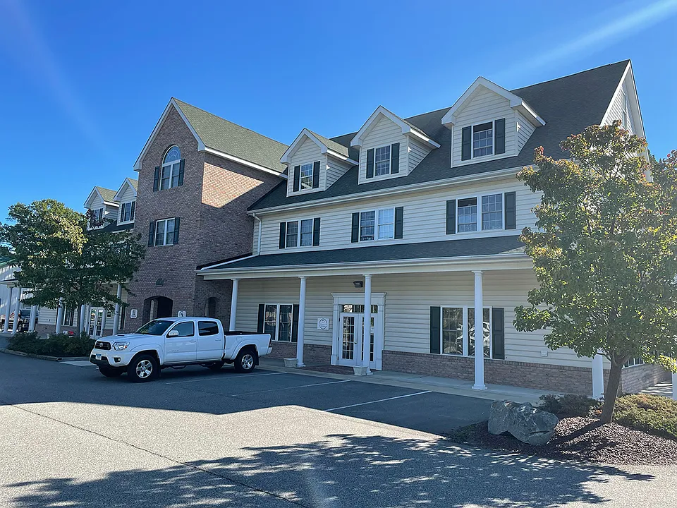 2201 Main St #104