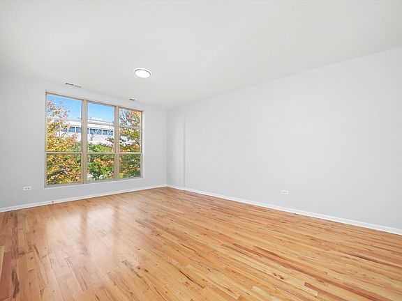 5th image of 317 E 25th St Unit 3E