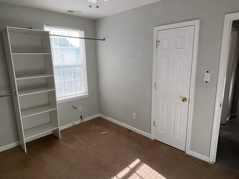 2604 Elkhart St — Photo 21