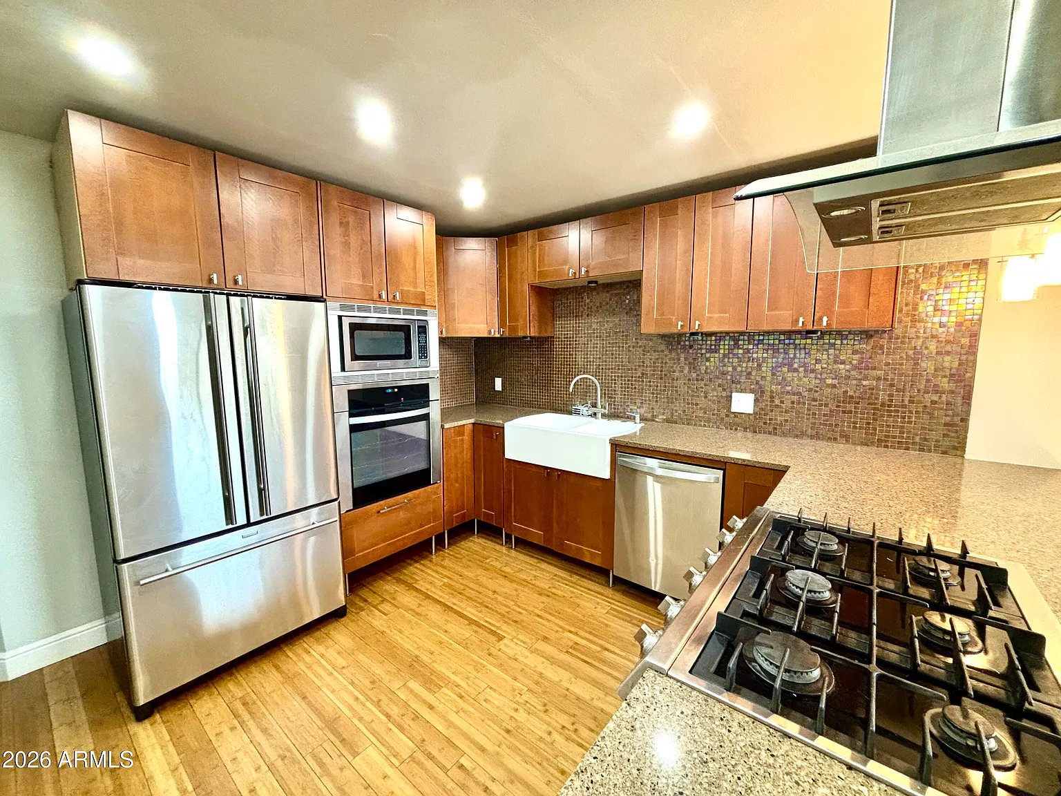 3 bed, 2.0 bath, 1216 sqft, $1,975 — Photo 1
