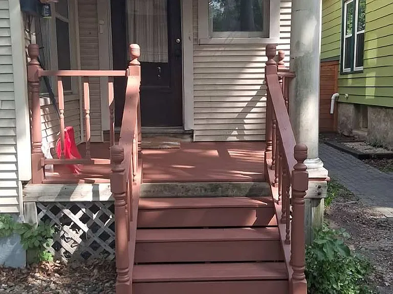 1135 Jenifer St #1 — Photo 2