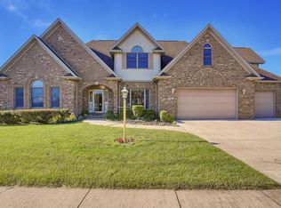 2811 Slayback St, Urbana, IL 61802