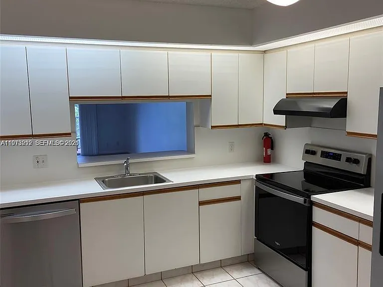12601 SW 13th St #303G — Photo 5