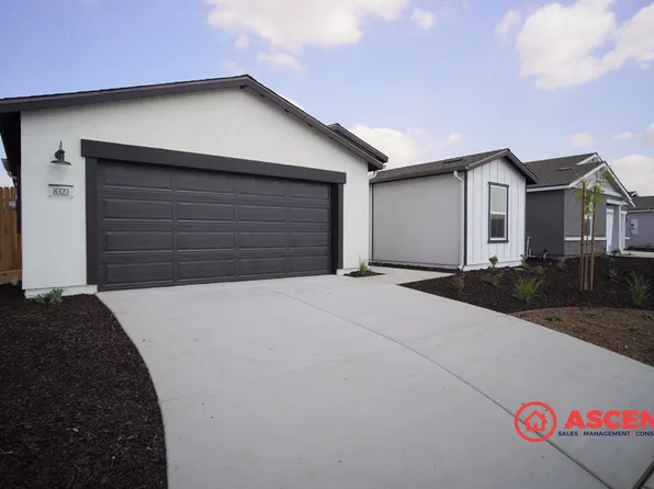 8322 Georgetown Dr, Bakersfield, CA 93307