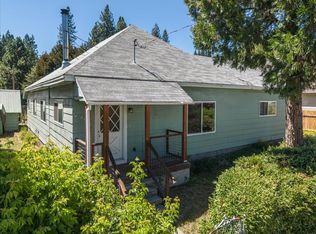 209 California Ave, McCloud, CA 96057