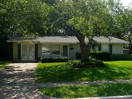 1st image of 13320 Belfield Dr
