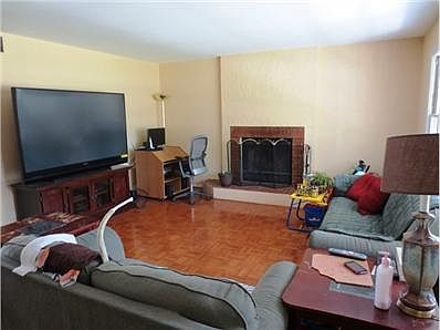 2nd image of 126 Cloverdale Ln