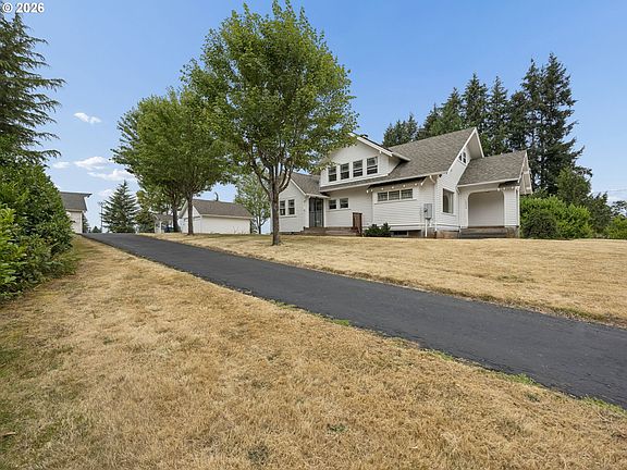 4th image of 16455 Bluff Rd