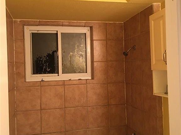 4th image of 403 Paldao Dr