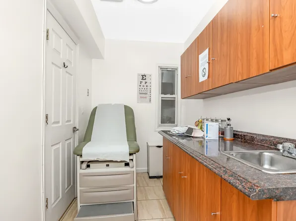 40-10 Forley Street image 18 of 35