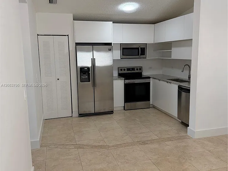 3600 N 56th Ave #115 — Photo 3