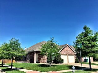 4520 Dogwood Dr, Denton, TX 76208