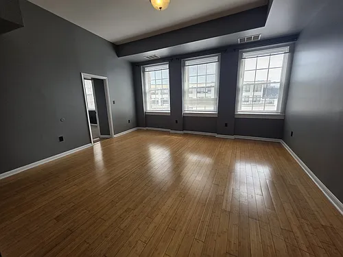 526 Saint Paul Pl #3 Photo 1