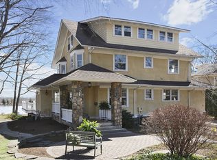 45 Briarcliff Rd, Mountain Lakes, NJ 07046