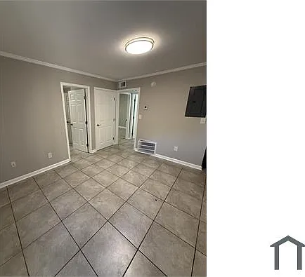 458 Ira St SW — Photo 6