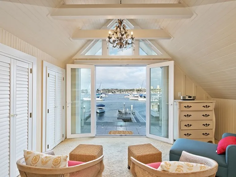 1128 E Balboa Blvd — Photo 36
