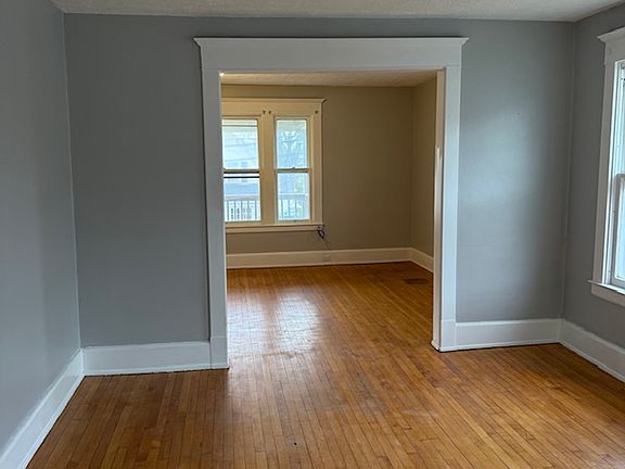 5th image of 28 Parkside Ct #2