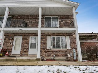 246 Paddock Cir, Glendale Heights, IL