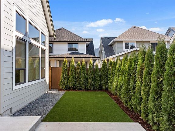 3rd image of 46211 Promontory Rd #116