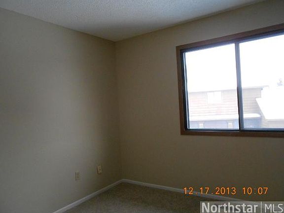 4th image of 12564 University Ave NW