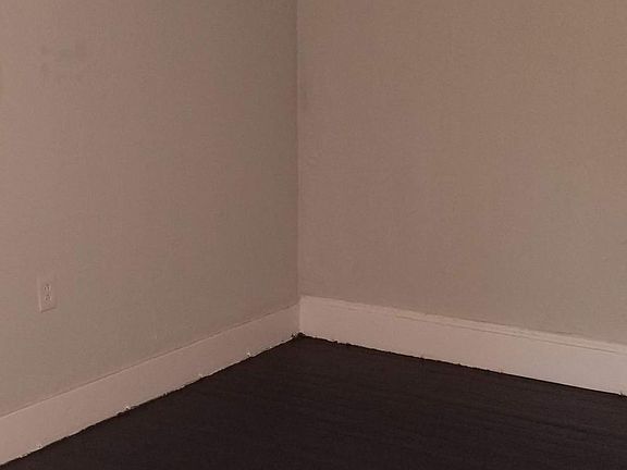 4th image of 1427 W 84th St #1